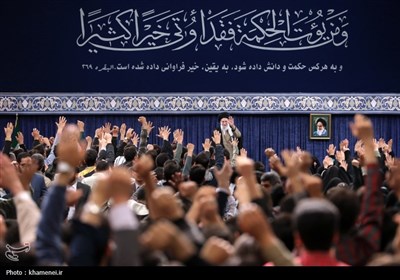 دیدار رمضانی دانشجویان با رهبر معظم انقلاب
