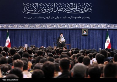 دیدار رمضانی دانشجویان با رهبر معظم انقلاب