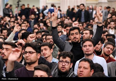 دیدار رمضانی دانشجویان با رهبر معظم انقلاب