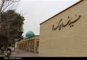 گنبد فیروزه‌ای مسجد باقرالعلوم؛ نماد آرامش در فضای علمی دانشگاه کرمان