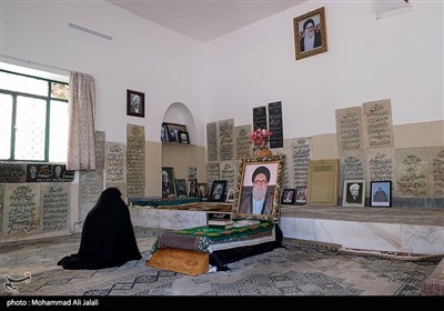زیارت اهل قبور در پنجشنبه آخر سال - قم