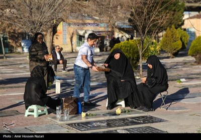زیارت اهل قبور در پنجشنبه آخر سال - قزوین