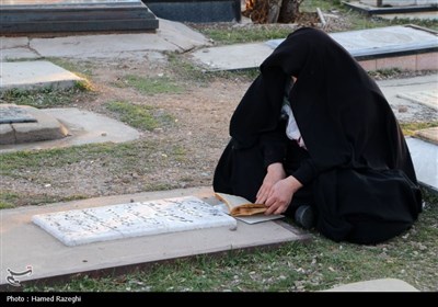 زیارت اهل قبور در پنجشنبه آخر سال - ابهر
