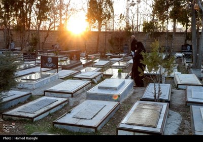 زیارت اهل قبور در پنجشنبه آخر سال - ابهر