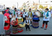 Встреча Новруза карнавальным парадом в Гиляне