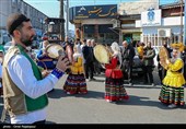 Встреча Новруза карнавальным парадом в Гиляне
