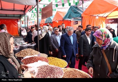 بازدید فرماندار و شهردار مشهد از فروشگاه‌های عرضه محصولات غذایی و کالاهای اساسی