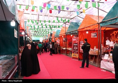 بازدید فرماندار و شهردار مشهد از فروشگاه‌های عرضه محصولات غذایی و کالاهای اساسی