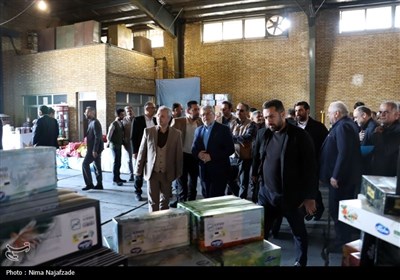 بازدید فرماندار و شهردار مشهد از فروشگاه‌های عرضه محصولات غذایی و کالاهای اساسی