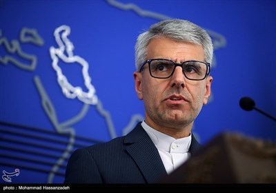 آخرین نشست خبری اسماعیل بقائی سخنگوی وزارت امور خارجه در سال 1403