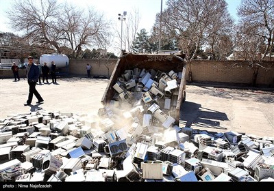 امحای بیش از 3 هزار دستگاه ماینر غیرمجاز - مشهد