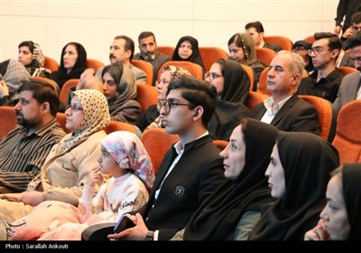 آیین تجلیل از جوانان برتر استان کرمان 