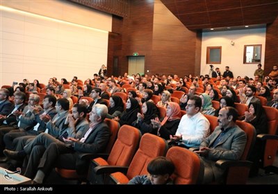 آیین تجلیل از جوانان برتر استان کرمان 