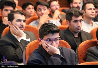 آیین تجلیل از جوانان برتر استان کرمان 