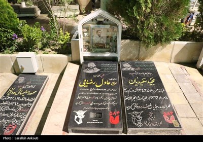 حال و هوای گلزار شهدای کرمان در شب اول قدر 
