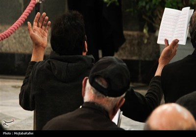 برپایی آیین شب قدر در حرم هلال بن علی