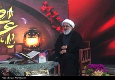 برگزاری آیین تحویل سال 1404 در گلزار شهدای بوشهر