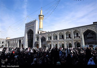 تحویل سال نو در حرم مطهر امام رضا (ع)