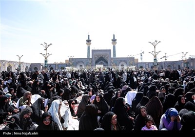 تحویل سال نو در حرم مطهر امام رضا (ع)