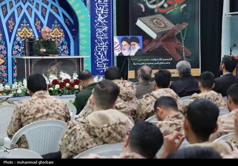 سردار مهدوی‌: سردمدار مبارزه با اسرائیل و آمریکا هستیم