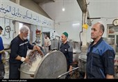 پخت و توزیع غذای گرم توسط مرکز نیکوکاری و دارالایتام هیأت ابوالفضلی بیرجند