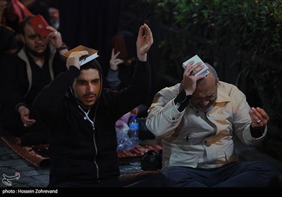 احیای شب بیست و یکم ماه مبارک رمضان در مسجد ارک