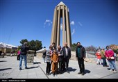 حال خوش مسافران نوروزی در پایتخت تاریخ و تمدان ایران+فیلم