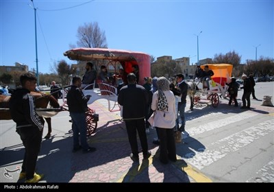 مسافران نوروزی در همدان