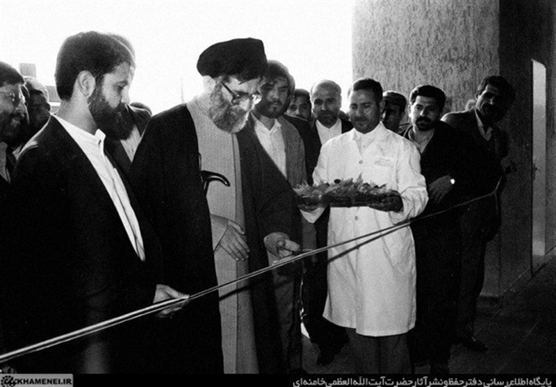 روی پای خودمان بایستیم+نماهنگ