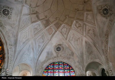 گردشگران نوروزی عمارت خسرو آباد سنندج