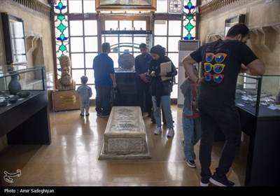 سرزمین مادری –آرامگاه کریمخان زند شیراز