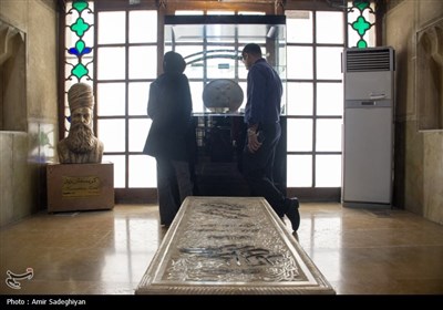 سرزمین مادری –آرامگاه کریمخان زند شیراز