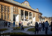 گردشگران نوروزی در مجموعه حافظیه و باغ نارنجستان قوام شیراز