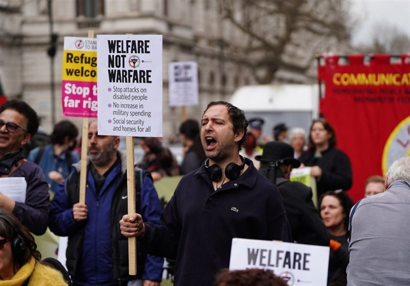 UK Government&apos;s Own Estimate Says Welfare Cuts to Push 250,000 into Poverty