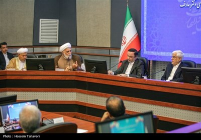 نشست معاون اول رئیس جمهور با سرمایه گذاران - کیش