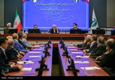 نشست معاون اول رئیس جمهور با سرمایه گذاران - کیش