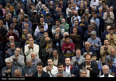 اقامه نماز عید سعیدفطر در همدان