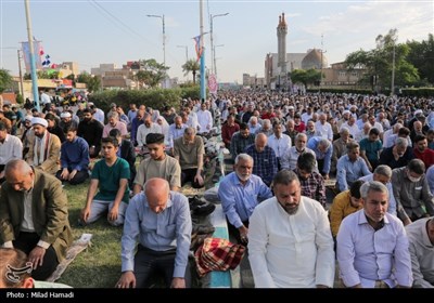 اقامه نماز عید سعیدفطر در اهواز