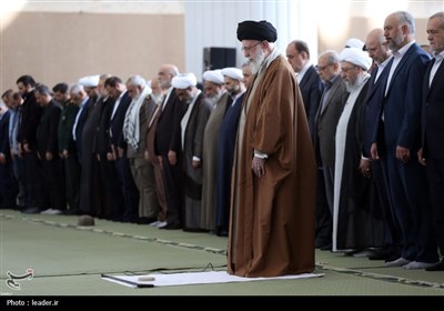 اقامه نماز عیدسعید فطر در مصلی تهران