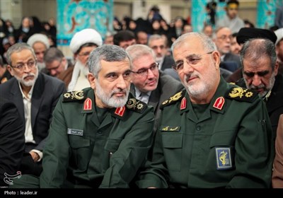 دیدار جمعی از مسئولان و سفرای کشورهای اسلامی با رهبرمعظم انقلاب