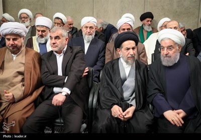 دیدار جمعی از مسئولان و سفرای کشورهای اسلامی با رهبرمعظم انقلاب