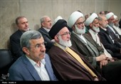 دیدار جمعی از مسئولان و سفرای کشورهای اسلامی با رهبرمعظم انقلاب