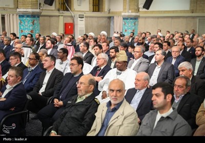 دیدار جمعی از مسئولان و سفرای کشورهای اسلامی با رهبرمعظم انقلاب