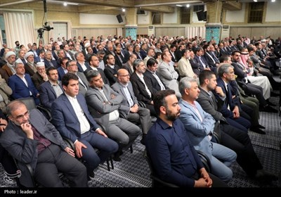 دیدار جمعی از مسئولان و سفرای کشورهای اسلامی با رهبرمعظم انقلاب