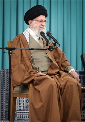 دیدار جمعی از مسئولان و سفرای کشورهای اسلامی با رهبرمعظم انقلاب
