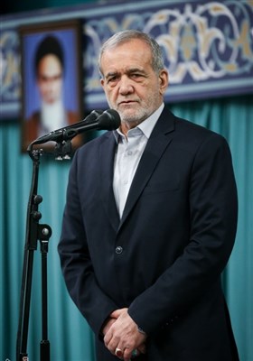 دیدار جمعی از مسئولان و سفرای کشورهای اسلامی با رهبرمعظم انقلاب