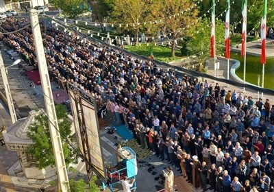 نماز عید سعید فطر در گرمسار برگزار شد