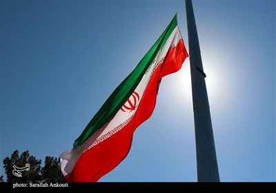 اهتزاز پرچم مقدس جمهوری اسلامی در پایتخت مقاومت جهان اسلام
