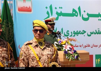 اهتزاز پرچم مقدس جمهوری اسلامی در پایتخت مقاومت جهان اسلام