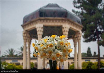 آرامگاه حافظ